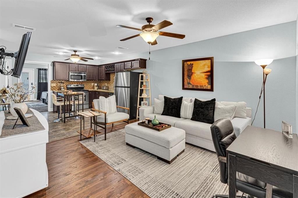 Photo 9 of 27 - 15436 NW 124th Street