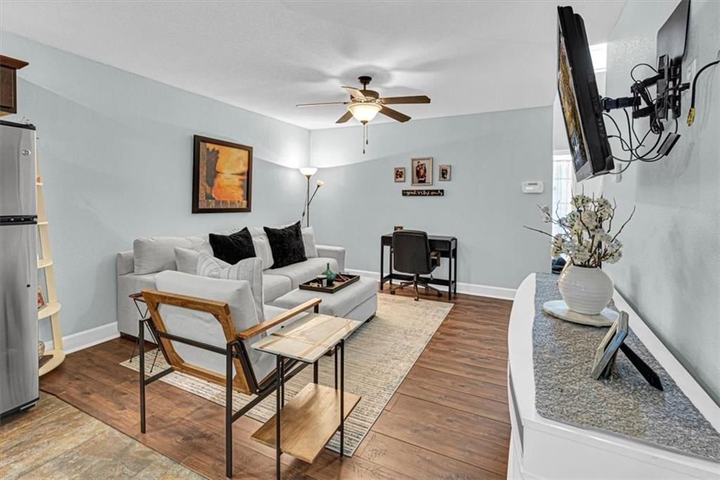 Photo 12 of 27 - 15436 NW 124th Street