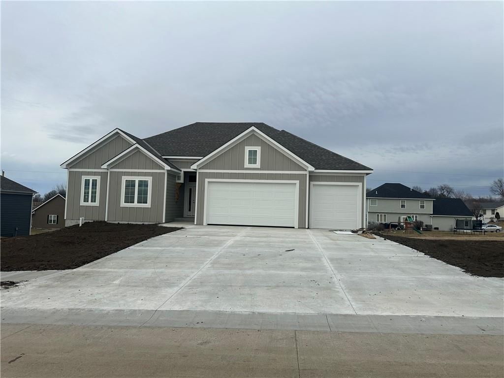 1159 W Edwards Street, Maryville, MO