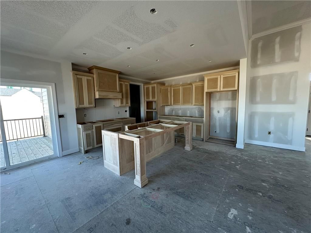 1159 W Edwards Street — photo 3