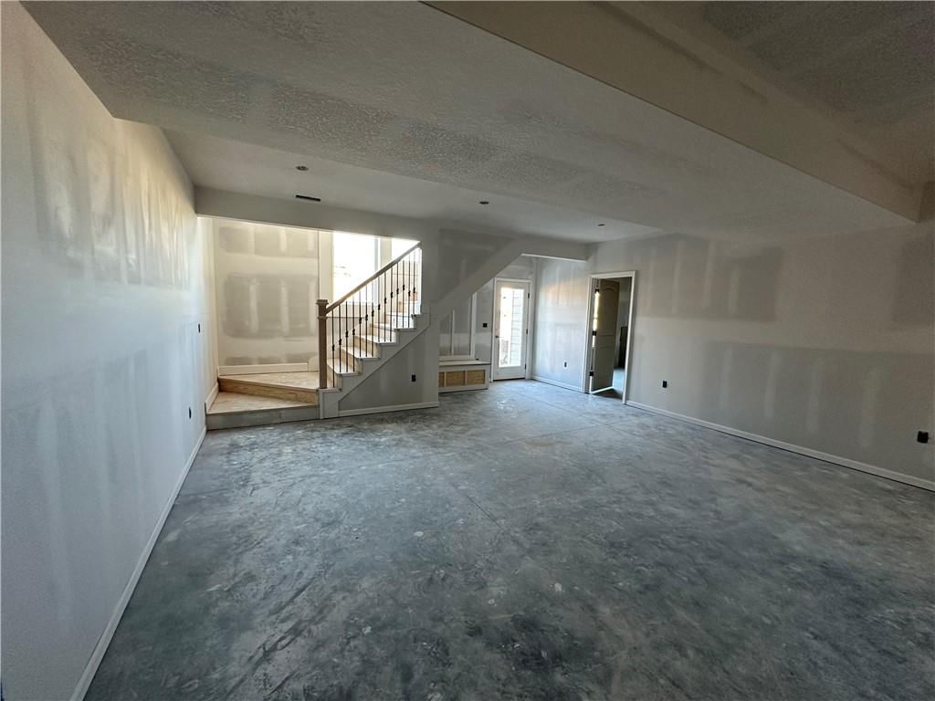 1159 W Edwards Street — photo 18