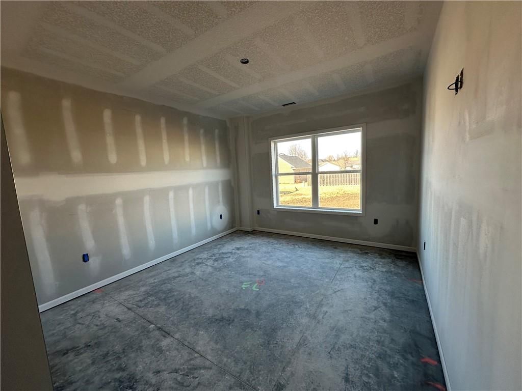 1159 W Edwards Street — photo 19