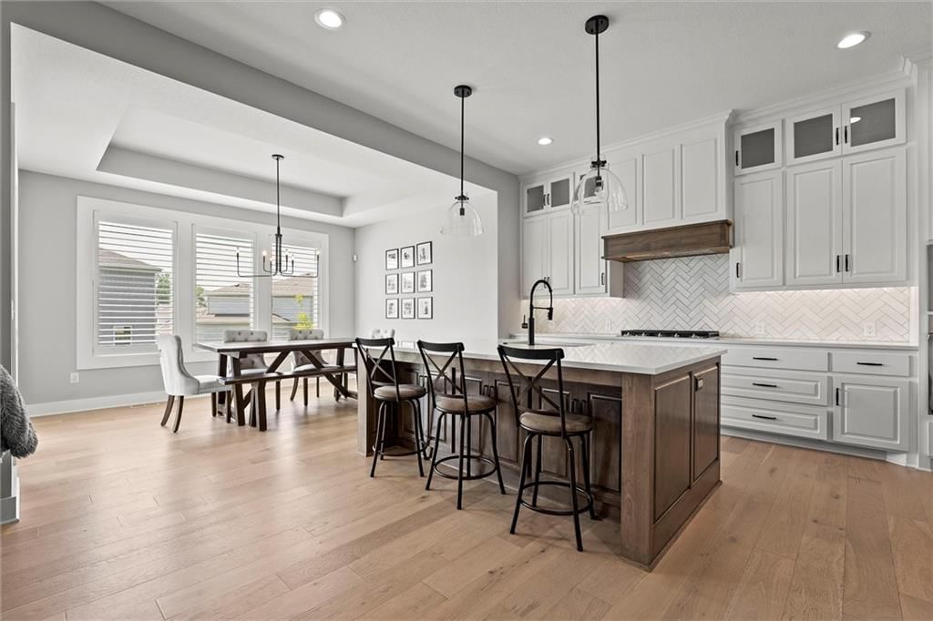 Photo 9 of 44 - 15319 W 171st Place