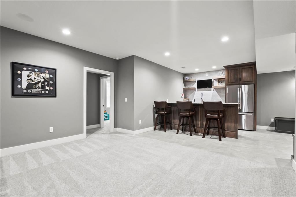 Photo 30 of 44 - 15319 W 171st Place