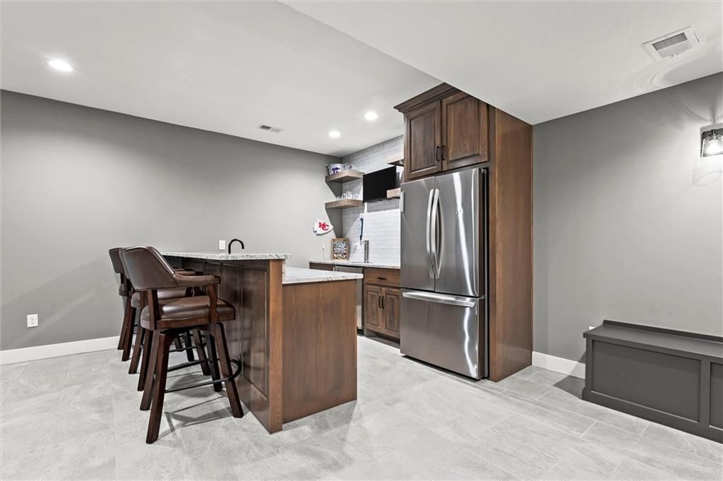 Photo 31 of 44 - 15319 W 171st Place
