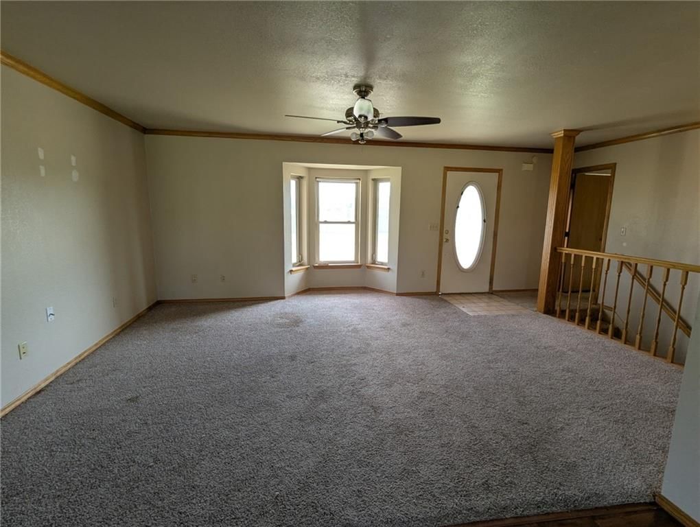 402 E 8th Avenue — photo 11
