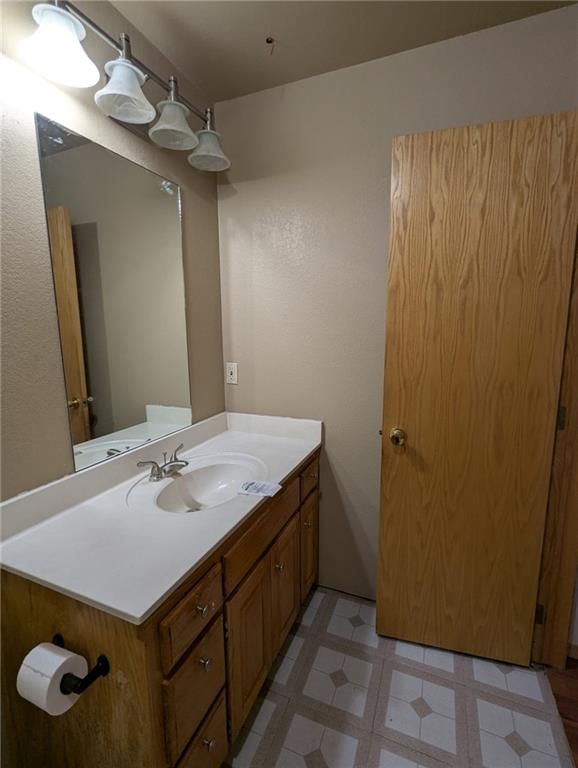 402 E 8th Avenue — photo 12