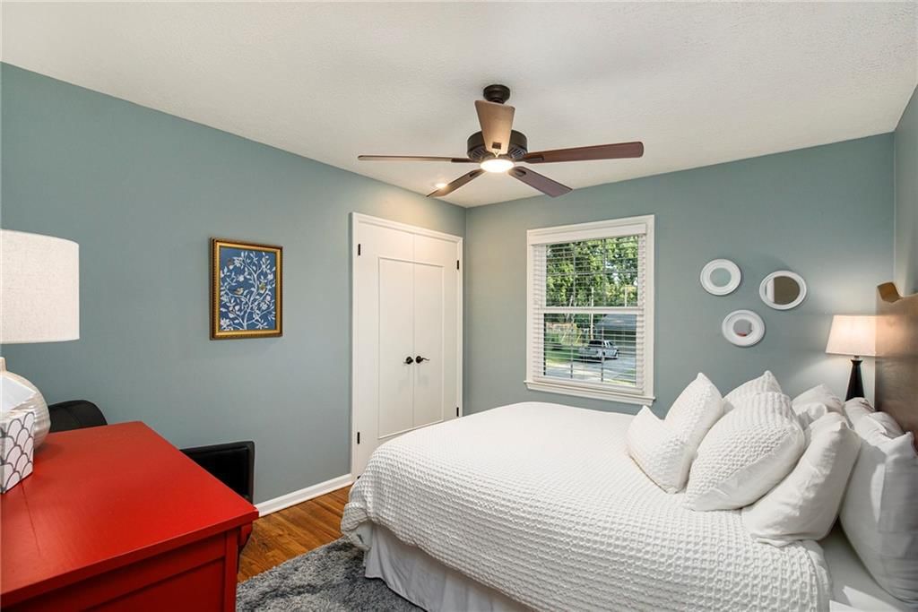 Photo 21 of 28 - 10503 W 97th Terrace