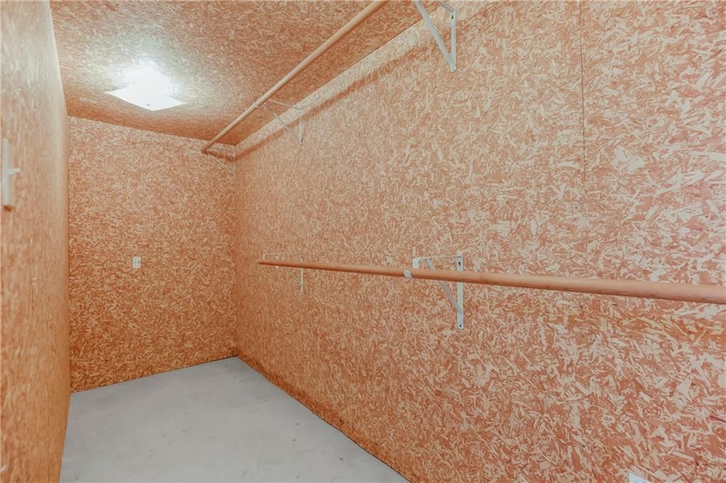 8209 N Revere Court — photo 29