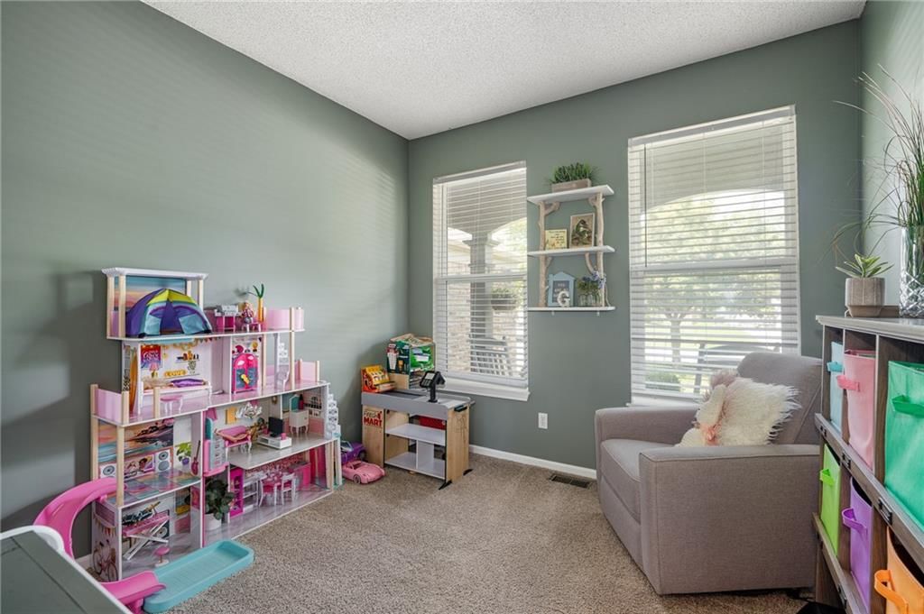 Photo 11 of 35 - 15149 W 157th Terrace