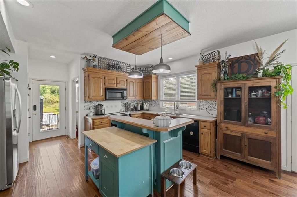2248 Iowa Road, Ottawa, KS