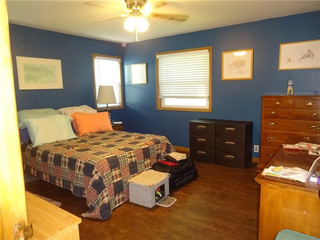 619 W Oak Street — photo 16