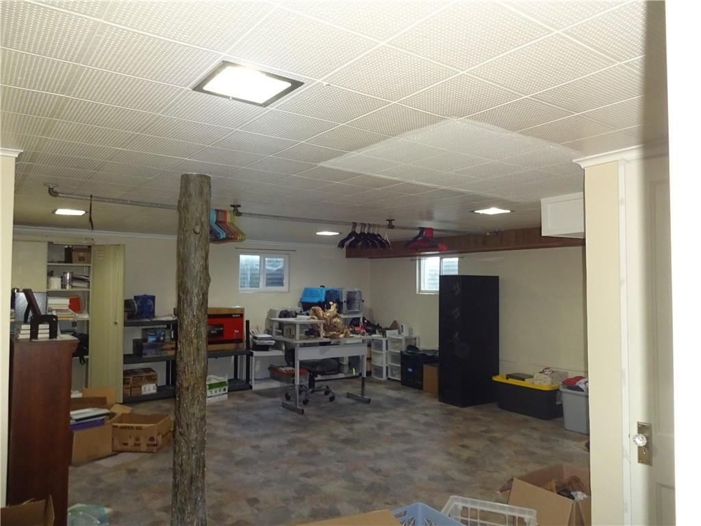619 W Oak Street — photo 25