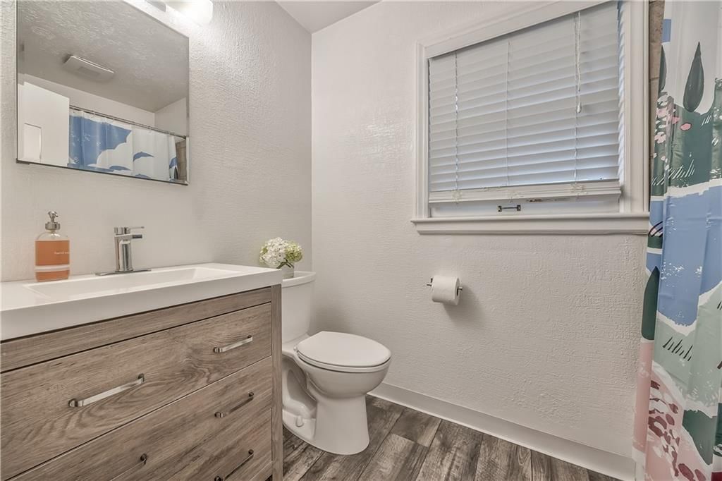 Photo 15 of 20 - 8310 Jarboe Street