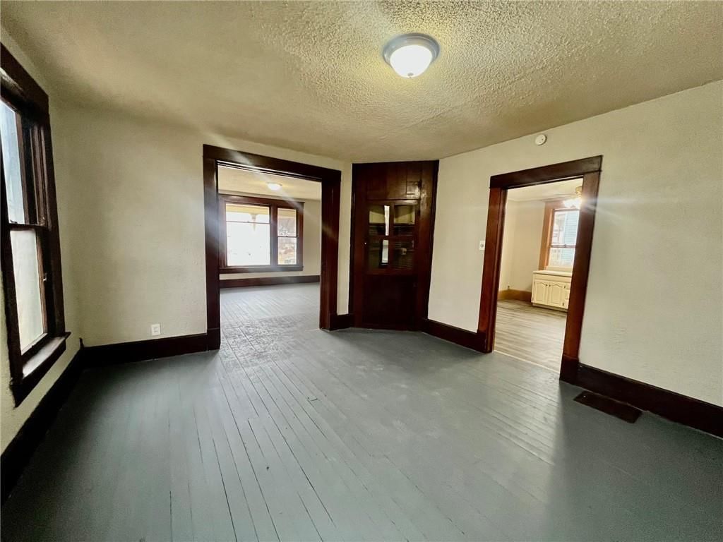 308 E Colorado Avenue — photo 9