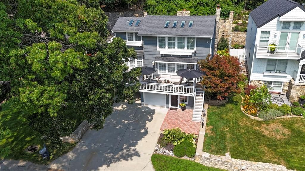 444 Lakeshore West Street — photo 4