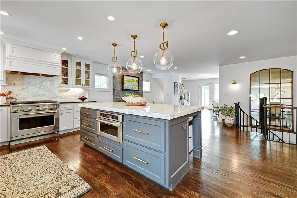 444 Lakeshore West Street — photo 15