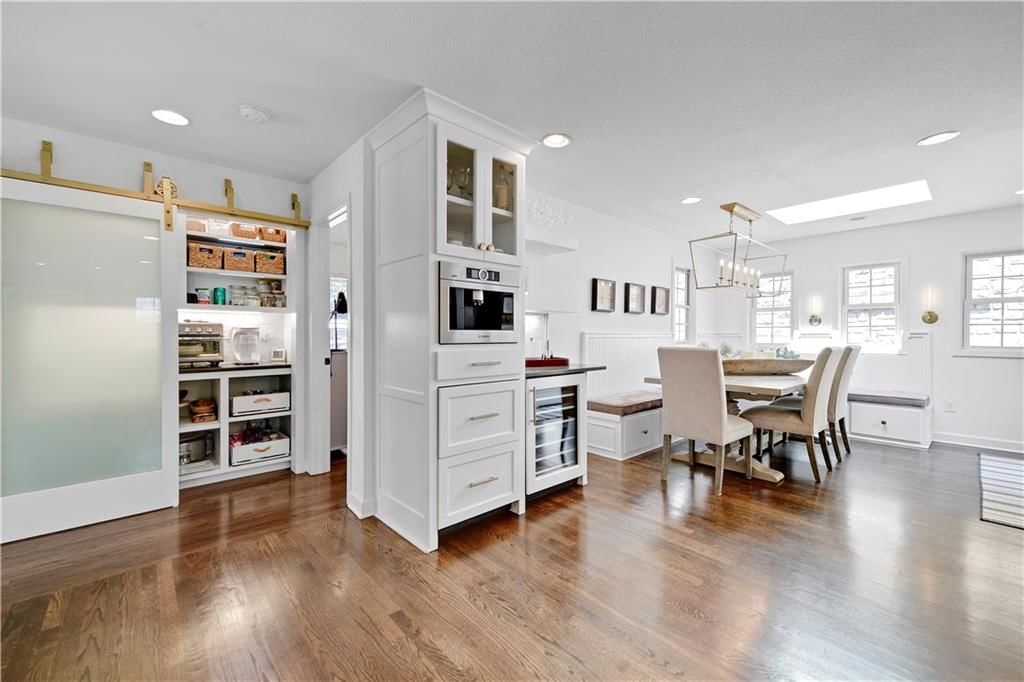 444 Lakeshore West Street — photo 17