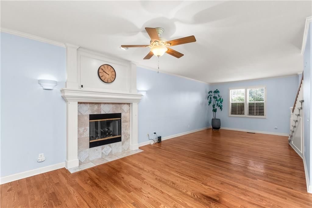Photo 9 of 41 - 809 SW Springwater Lane