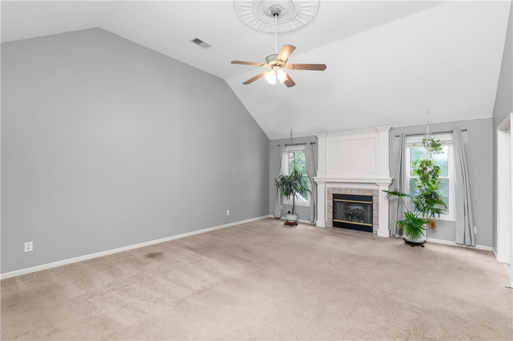 Photo 19 of 41 - 809 SW Springwater Lane
