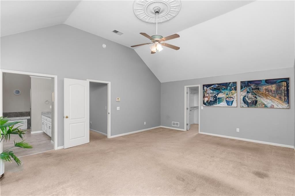 Photo 21 of 41 - 809 SW Springwater Lane