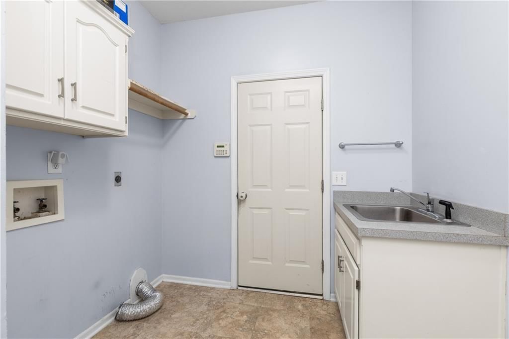 Photo 28 of 41 - 809 SW Springwater Lane