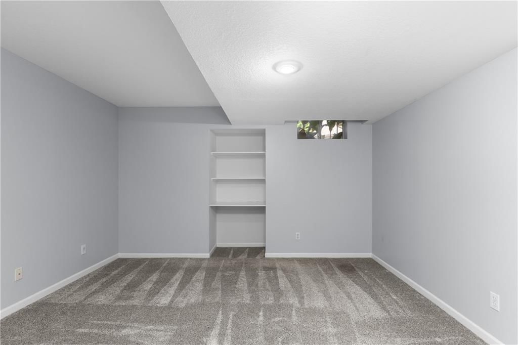Photo 32 of 41 - 809 SW Springwater Lane