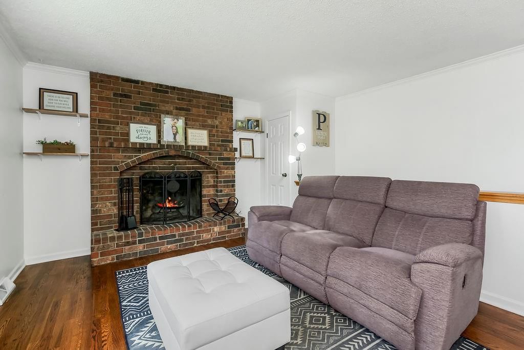 Photo 5 of 23 - 7709 NE 53rd Street