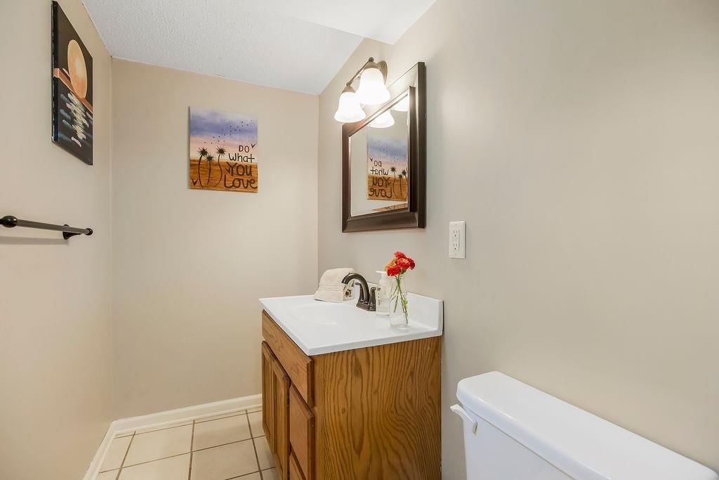 Photo 13 of 23 - 7709 NE 53rd Street