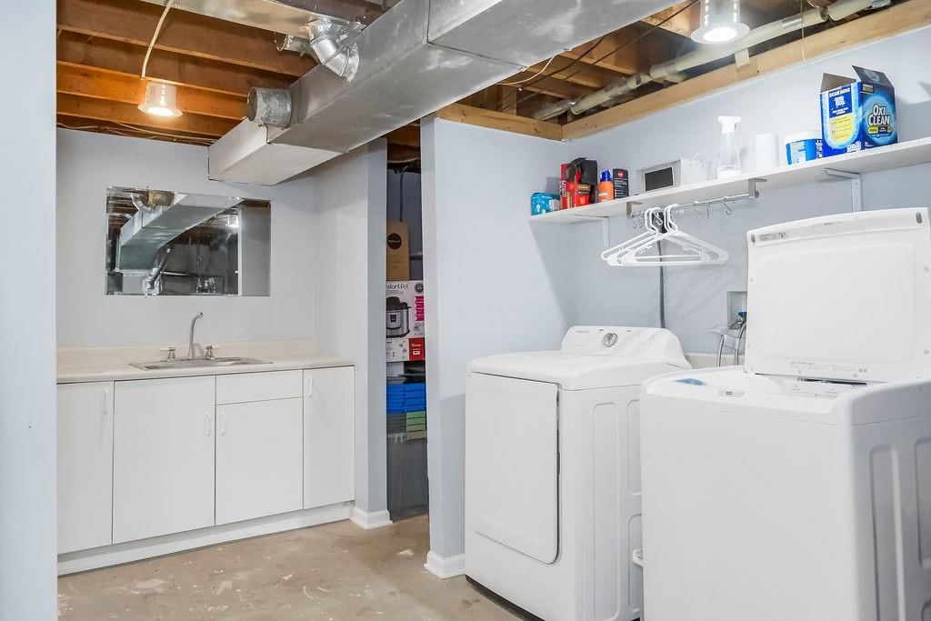 Photo 19 of 23 - 7709 NE 53rd Street