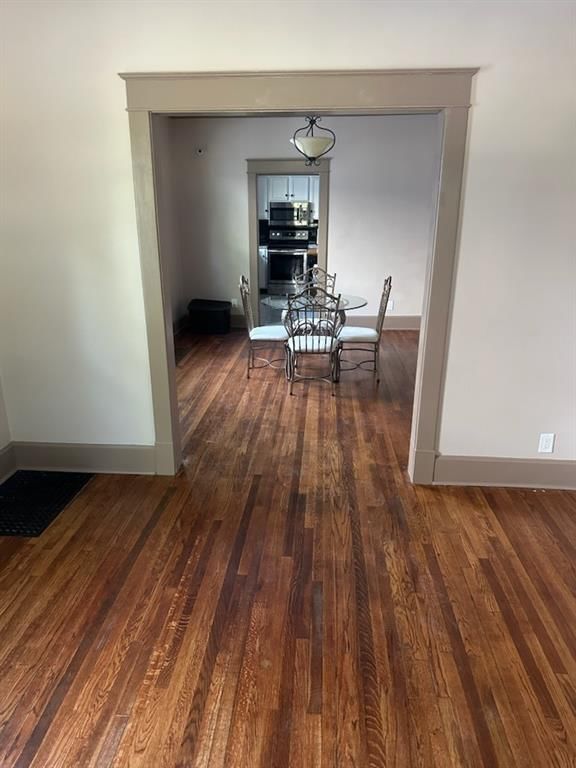 1137 Greeley Avenue — photo 16