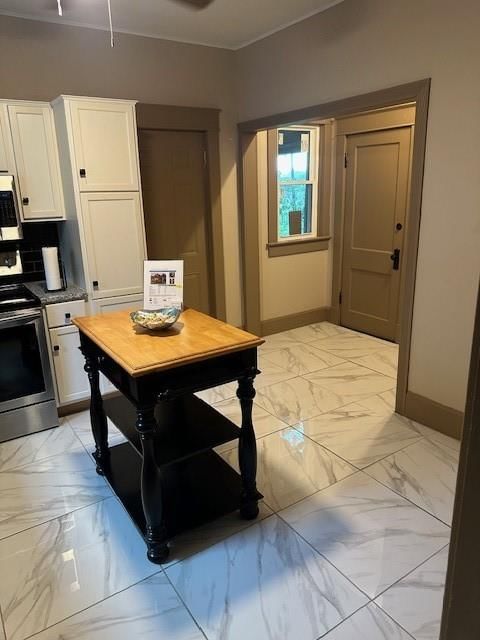 1137 Greeley Avenue — photo 20