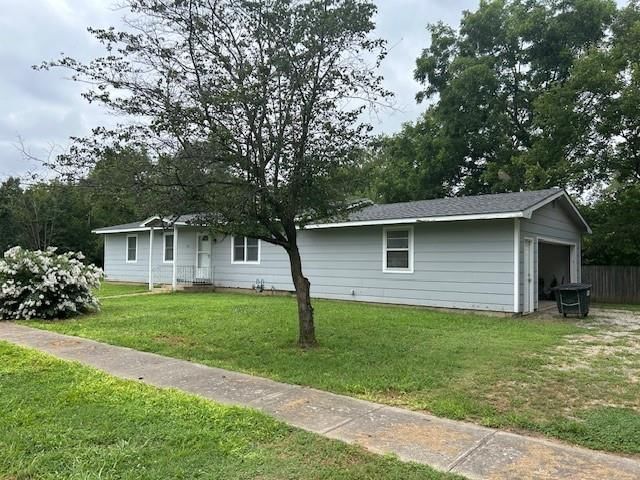 Photo 21 of 22 - 508 6th Street