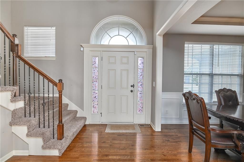 2427 W Fredrickson Drive — photo 4