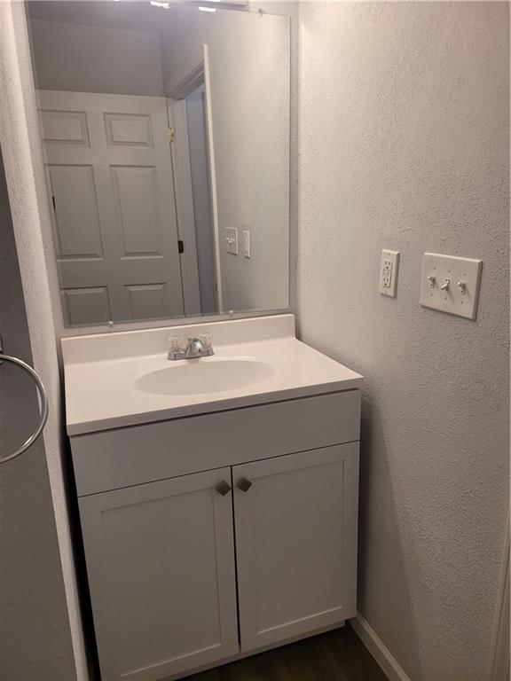 114 Locust Street — photo 8