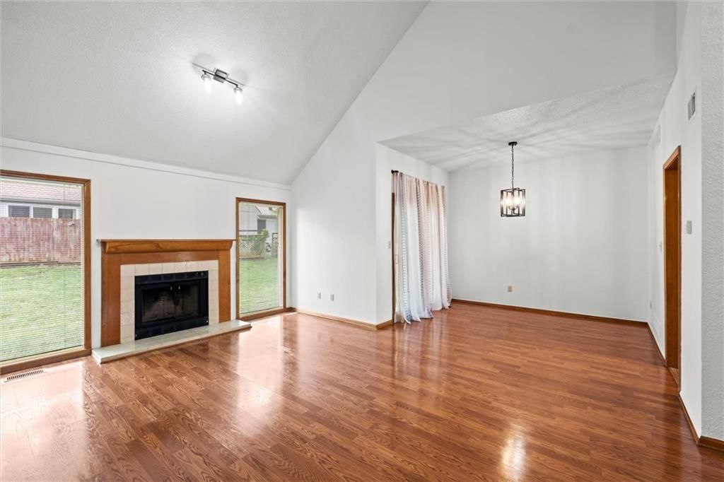 11924 Grandview Street — photo 6