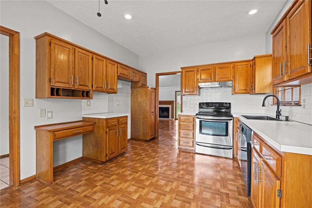 11924 Grandview Street — photo 11