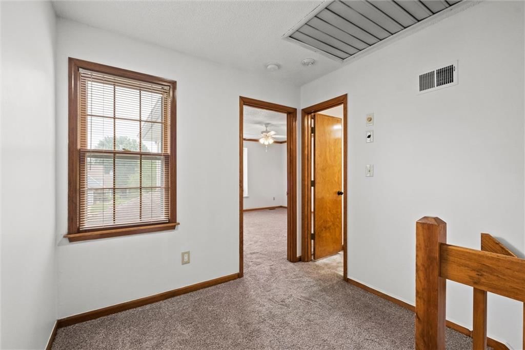 11924 Grandview Street — photo 16