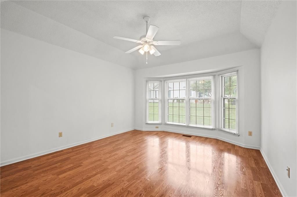 11924 Grandview Street — photo 17