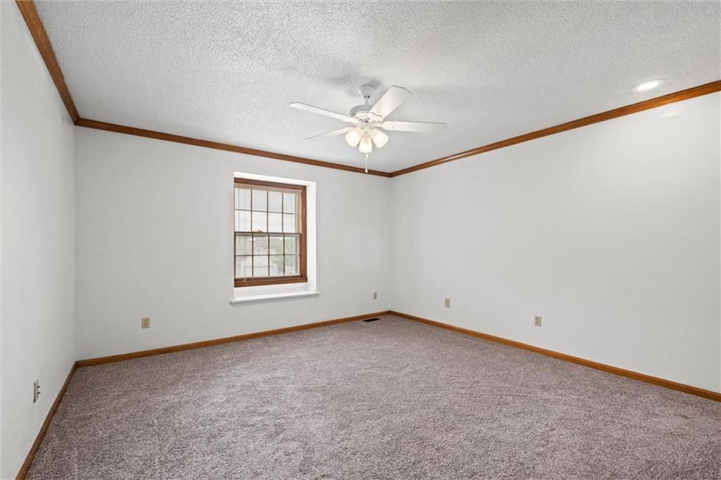 11924 Grandview Street — photo 25