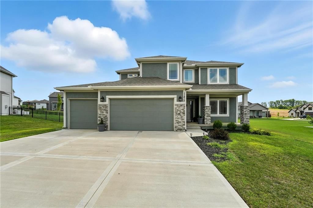 11415 Orchard Drive, Kearney, MO