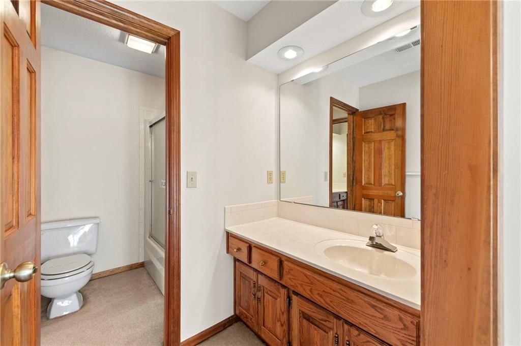 1606 NE 100th Court — photo 32