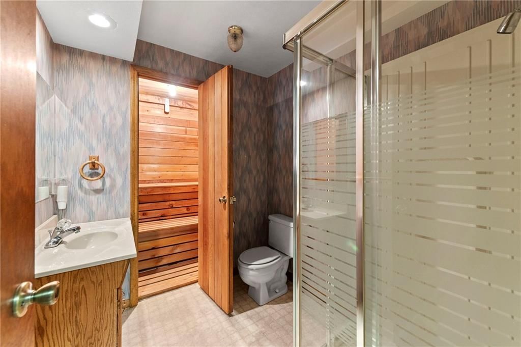 1606 NE 100th Court — photo 48