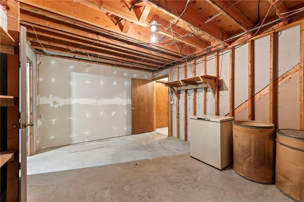 1606 NE 100th Court — photo 52