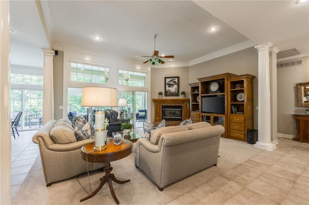 8211 NW High Point Drive — photo 10