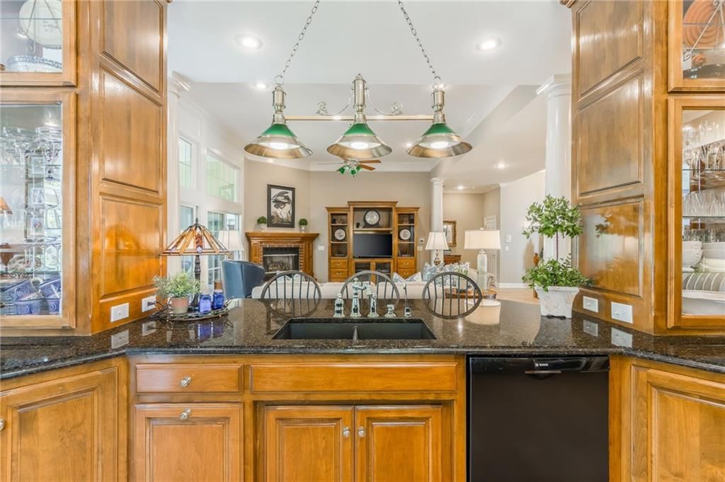 8211 NW High Point Drive — photo 16