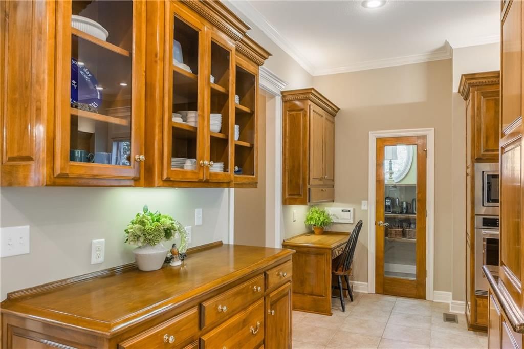 8211 NW High Point Drive — photo 18