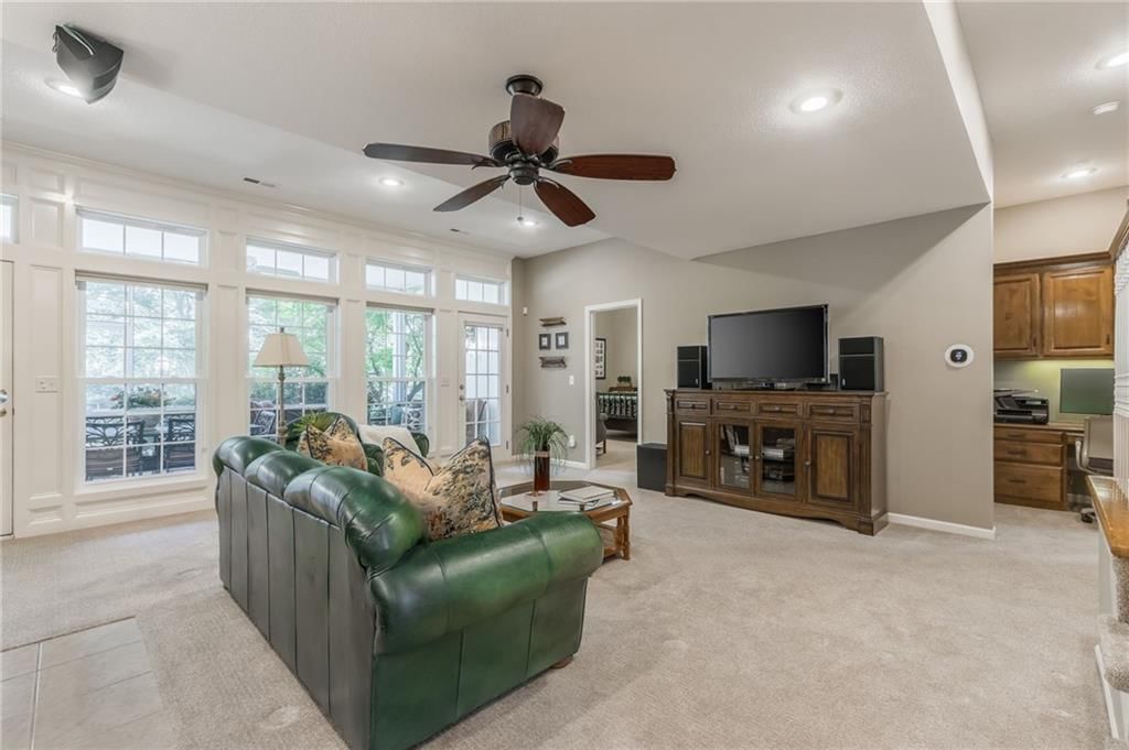 8211 NW High Point Drive — photo 31