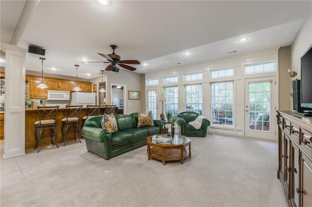 8211 NW High Point Drive — photo 32
