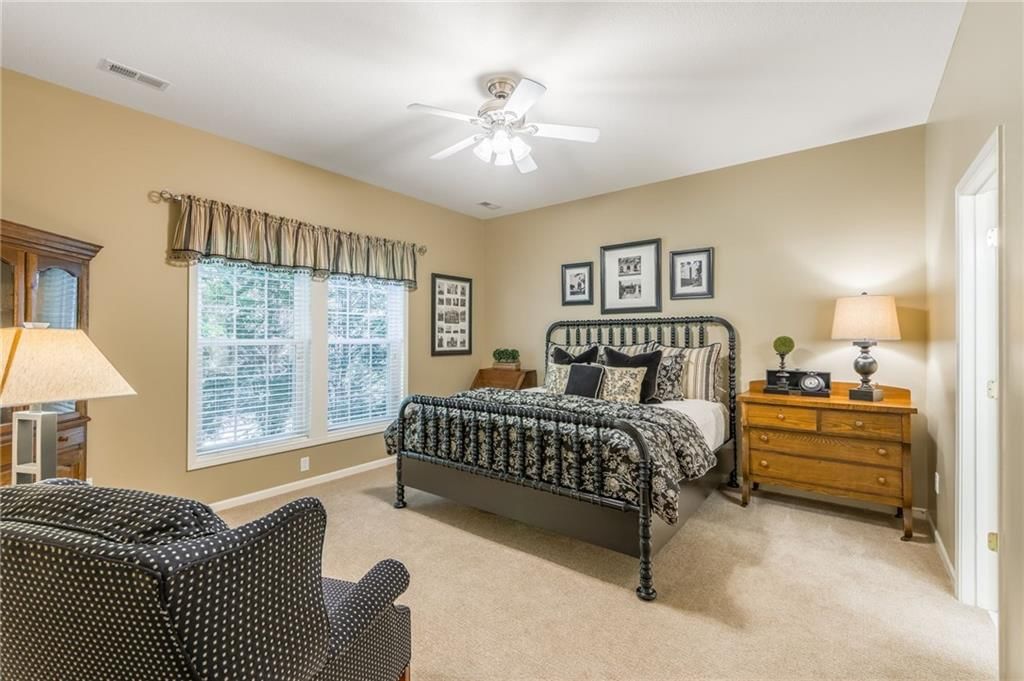 8211 NW High Point Drive — photo 34